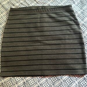 Forever 21 gray strip skirt.